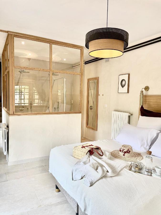 Bed and Breakfast Mas de Kyoto Nîmes-Uzès Dions Esterno foto